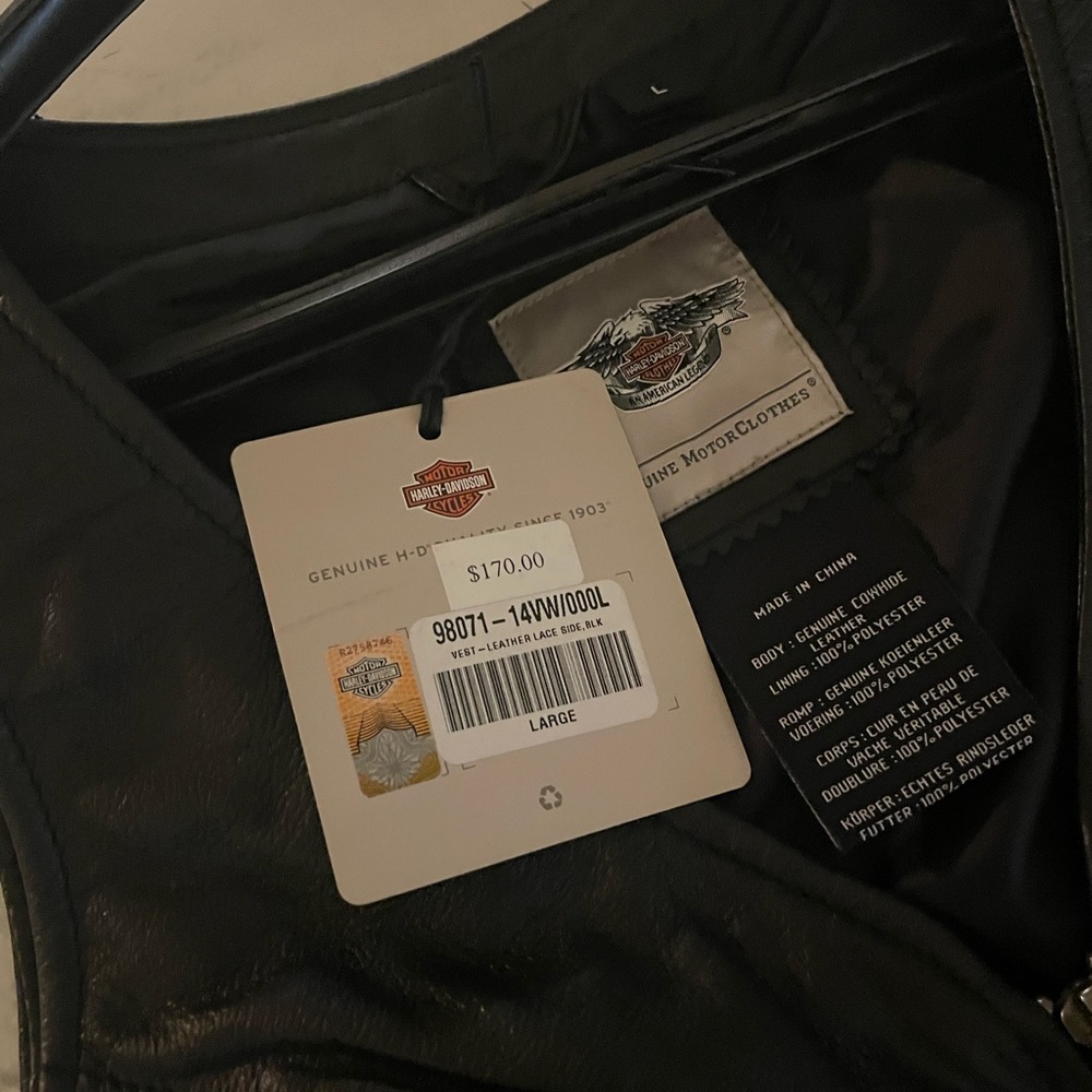 Lg Harley Davidson vest  Brand new with tags